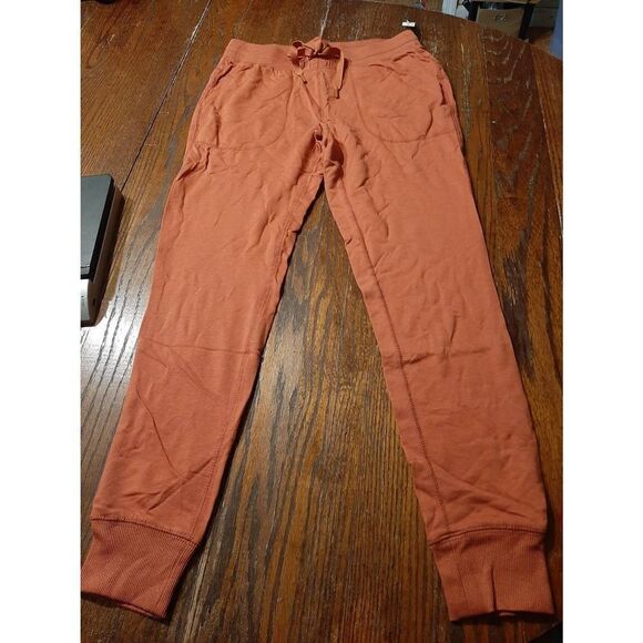 New Medium Amazon Essentials Athletic Casual Joggers Pants Loungewear NWT - Picture 3 of 4